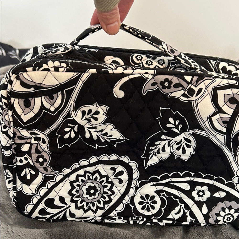 Vera BradleyQuilted Black Paisley Cosmetic Bag with Handle 🖤